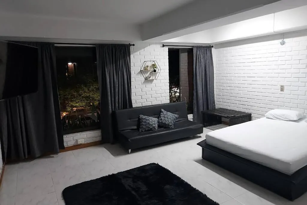 Loft Poblado Park Apartment Medellin 0*,